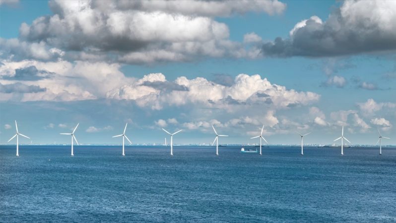 deniz üstü rüzgar enerjisinden elektrik üretiminin maliyeti son 10 yılda yüzde 60 düştü