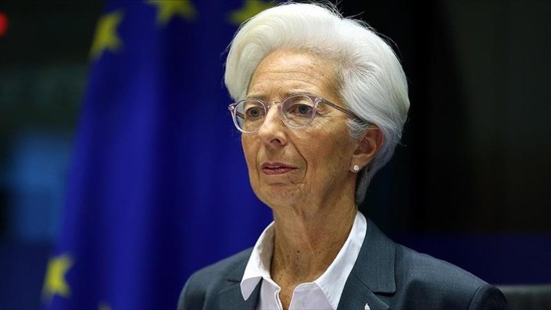 ECB Başkanı Lagarde : Yüksek enflasyon, harcamalara ve üretime zarar veriyor
